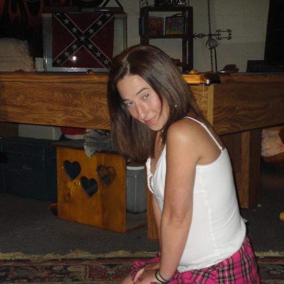 Meet your Posher, Amy - Picture 1 of 1